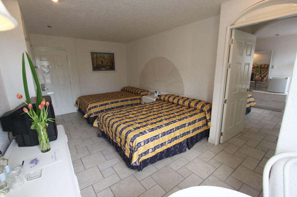 Hotel Plaza Caribe Cancun Bagian luar foto